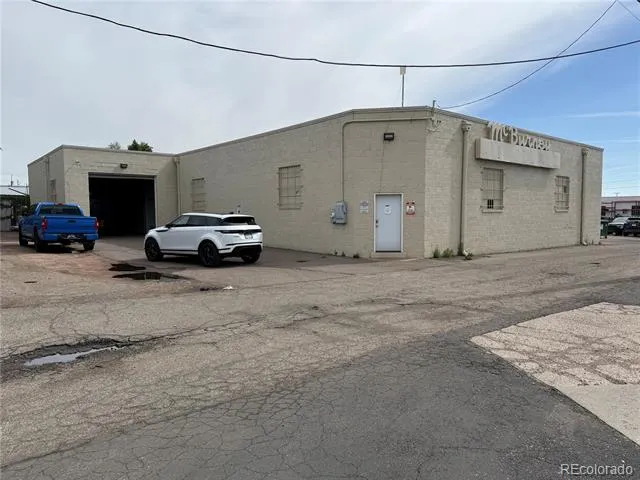 8035-8055 W Colfax Street Lakewood, CO 80214