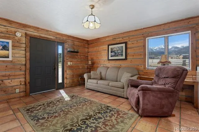 716 W Blarney Stone Road Howard, CO 81233