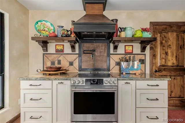 834 Green Mountain Drive Loveland, CO 80537
