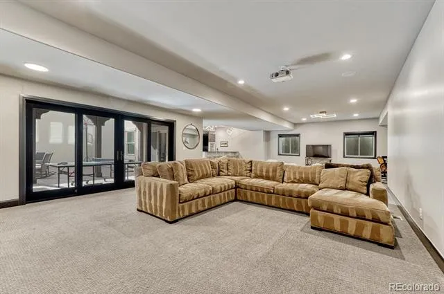 9486 E Winding Hill Avenue Lone Tree, CO 80124