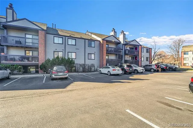 6350 Oak Street #306 Arvada, CO 80004
