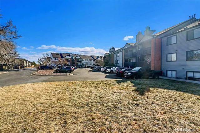6350 Oak Street #306 Arvada, CO 80004