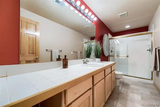 14765 E Aberdeen Avenue E Centennial, CO 80016