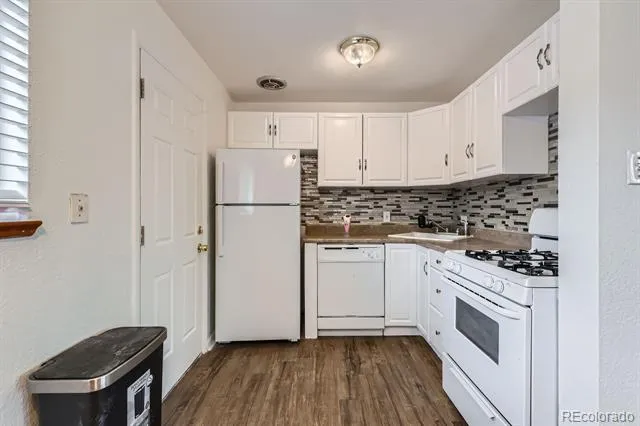 1525 Xenia Street Denver, CO 80220