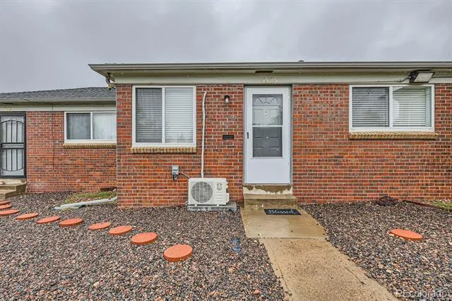 1525 Xenia Street Denver, CO 80220