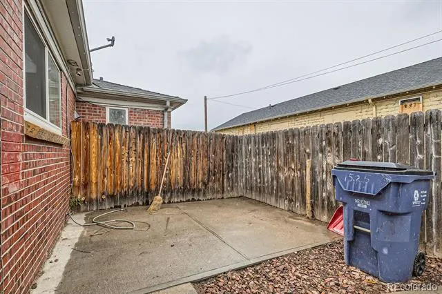 1525 Xenia Street Denver, CO 80220