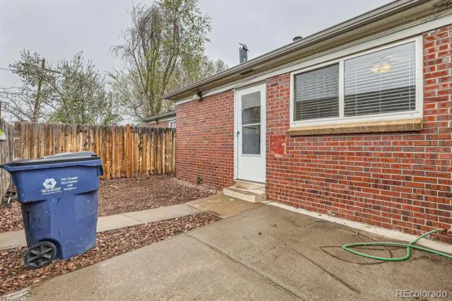 1525 Xenia Street Denver, CO 80220