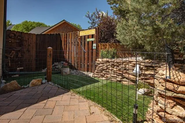 1102 E Sabeta Avenue Poncha Springs, CO 81242