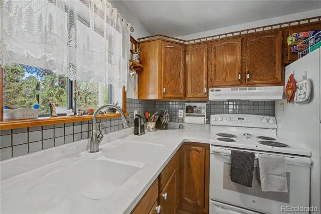 539 12th Trail Cotopaxi, CO 81223