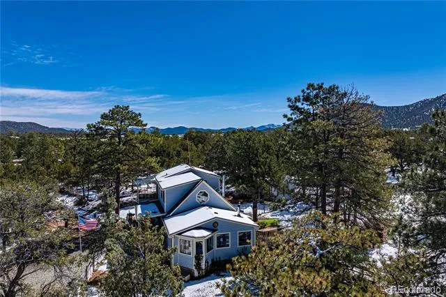 539 12th Trail Cotopaxi, CO 81223