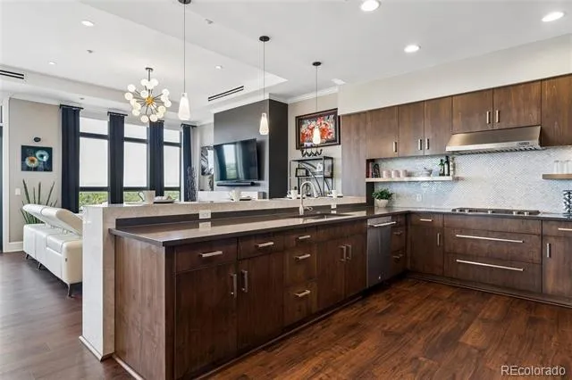 7600 Landmark Way #902-2 Greenwood Village, CO 80111