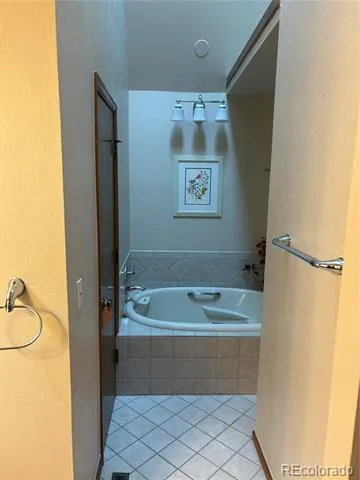 4245 S Granby Way #c Aurora, CO 80014