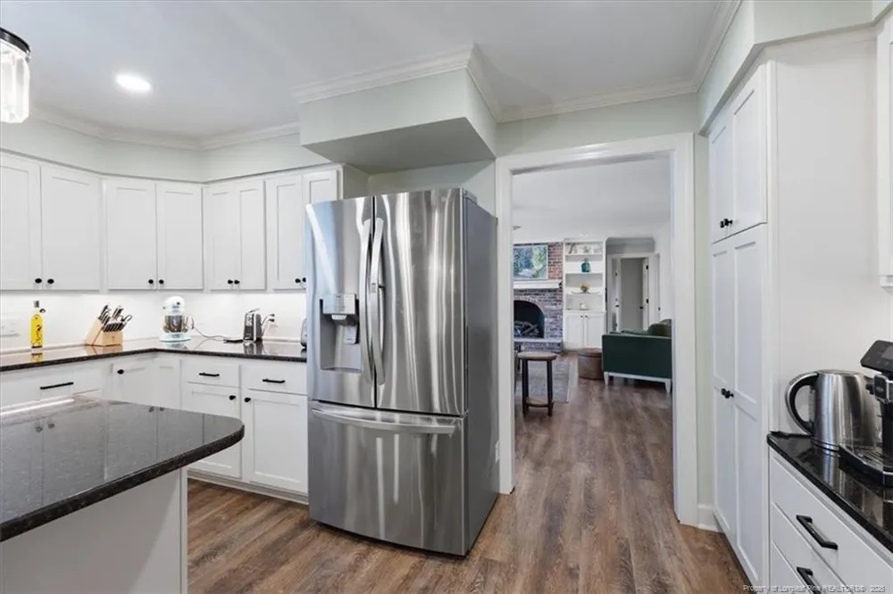 1235 E Hedgelawn Way Southern Pines, NC 28387