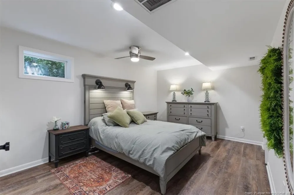 1235 E Hedgelawn Way Southern Pines, NC 28387