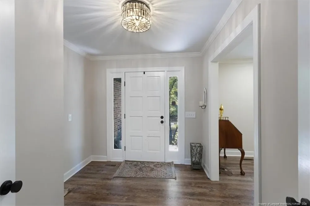 1235 E Hedgelawn Way Southern Pines, NC 28387