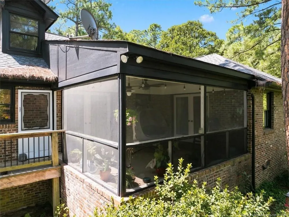 1235 E Hedgelawn Way Southern Pines, NC 28387