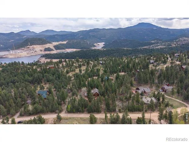 733 Lakeshore Drive Boulder, CO 80302
