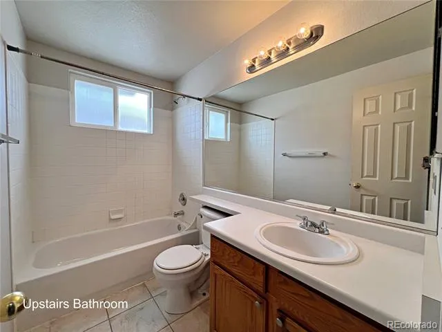 5377 S UKRAINE WAY Aurora, CO 80015
