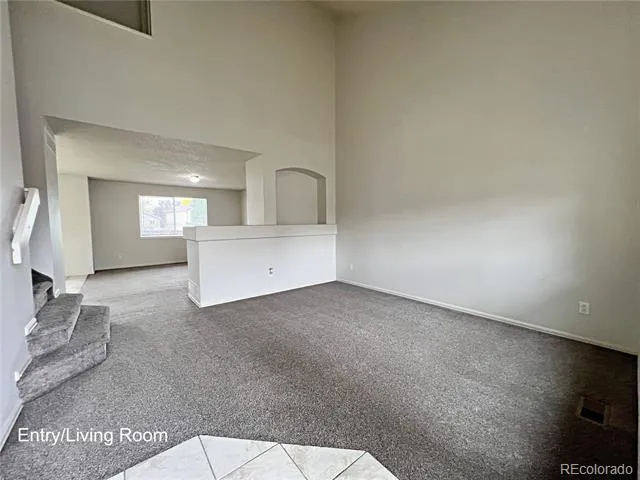 5377 S UKRAINE WAY Aurora, CO 80015