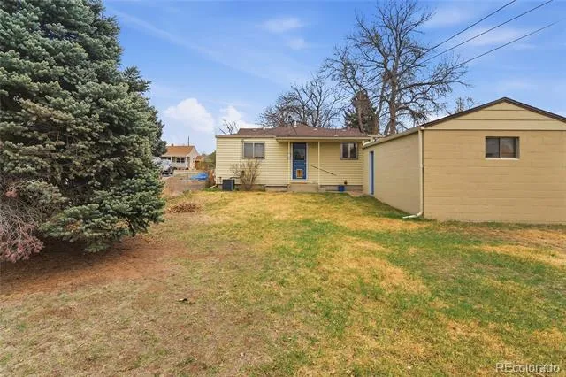 4737 S Pennsylvania Street Englewood, CO 80113