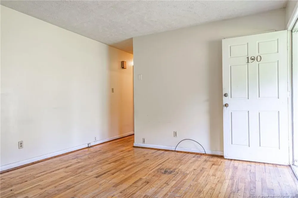 190 Morgan Drive Raeford, NC 28376