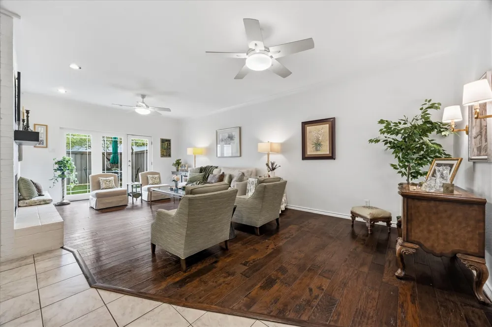 12277 Montego Plaza Dallas, TX 75230