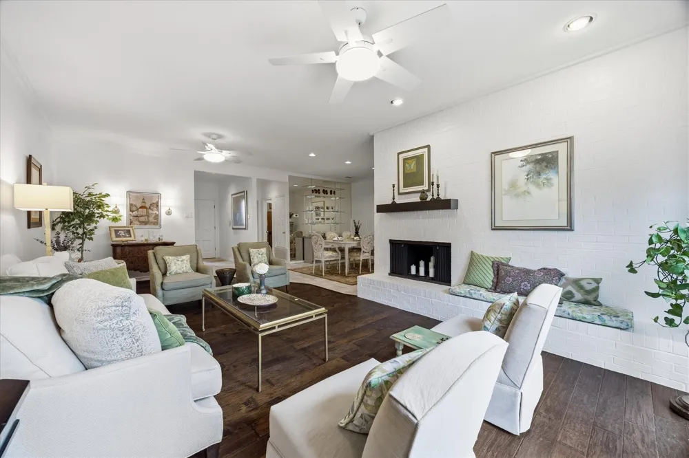 12277 Montego Plaza Dallas, TX 75230