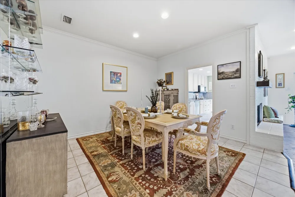 12277 Montego Plaza Dallas, TX 75230