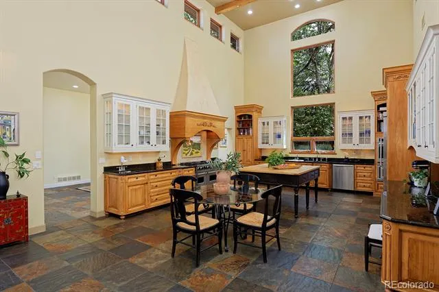 7701 Brockway Drive Boulder, CO 80303