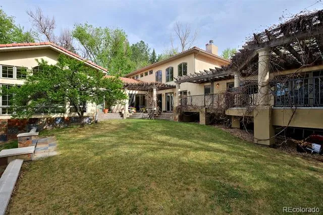 7701 Brockway Drive Boulder, CO 80303