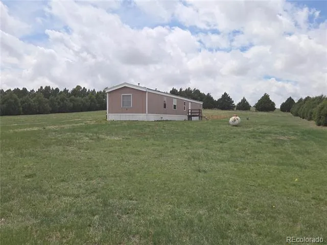39113 County Road 39 Otis, CO 80743