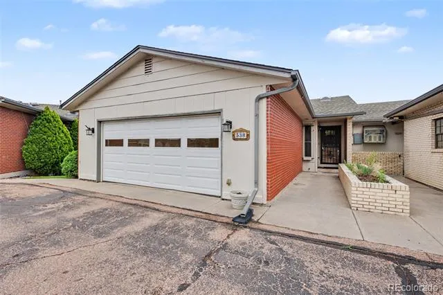 538 Lakewood Circle Colorado Springs, CO 80910