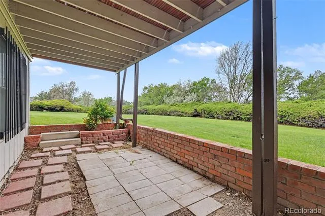 538 Lakewood Circle Colorado Springs, CO 80910