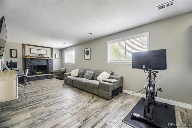 3036 S Biscay Street Aurora, CO 80013