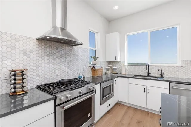 2348 Central Park Way Superior, CO 80027