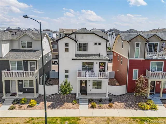 18260 E 51st Place Denver, CO 80249