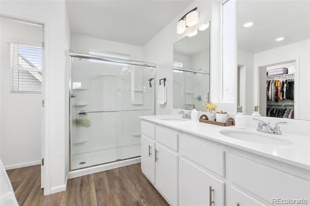 18260 E 51st Place Denver, CO 80249