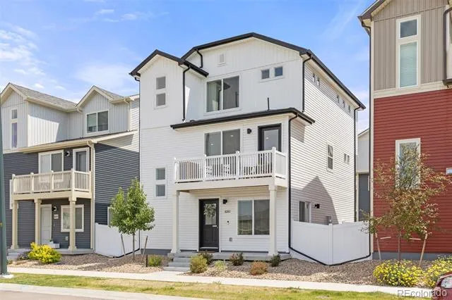 18260 E 51st Place Denver, CO 80249