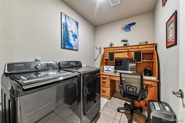 20427 E 52nd Avenue Denver, CO 80249
