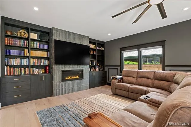 148 S Grape Street Denver, CO 80246