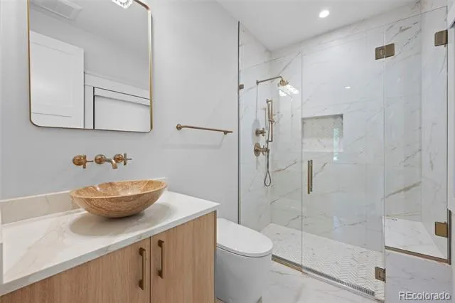 148 S Grape Street Denver, CO 80246