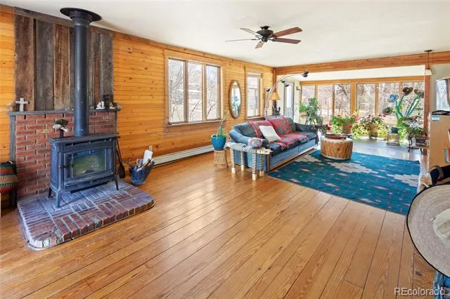 400 W Galena Crestone, CO 81131
