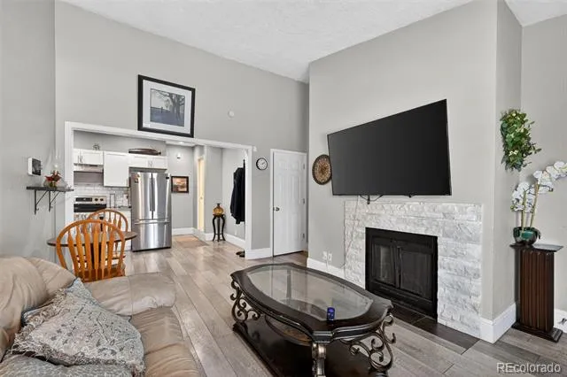 841 crisman Drive #9 Longmont, CO 80501