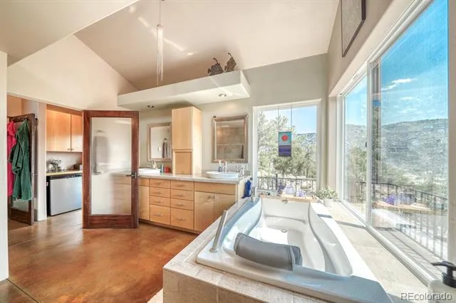 300 Sangre Way Canon City, CO 81212