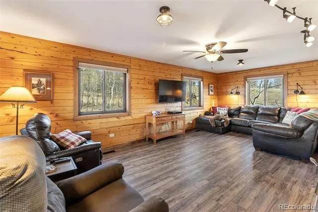 2387 Buffalo Ridge Road Como, CO 80432