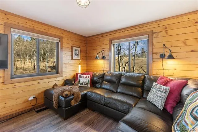 2387 Buffalo Ridge Road Como, CO 80432