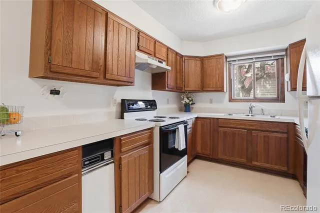 6984 Buckskin Drive Littleton, CO 80125