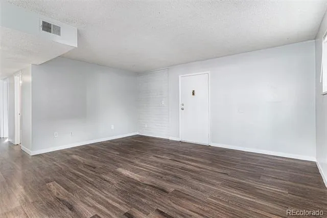 6800 E Tennessee Avenue #411 Denver, CO 80224