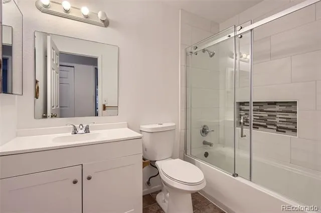 6475 S Dayton Street #102 Englewood, CO 80111