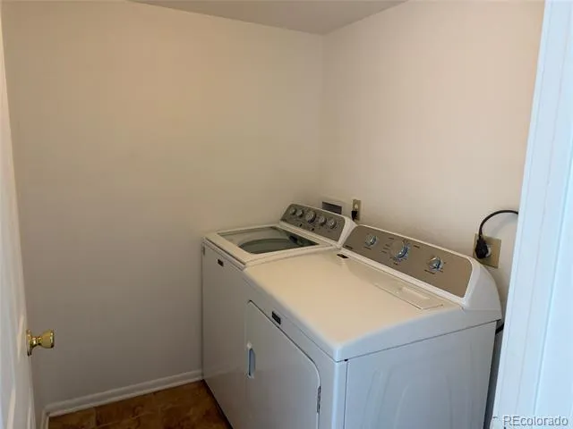 6475 S Dayton Street #102 Englewood, CO 80111